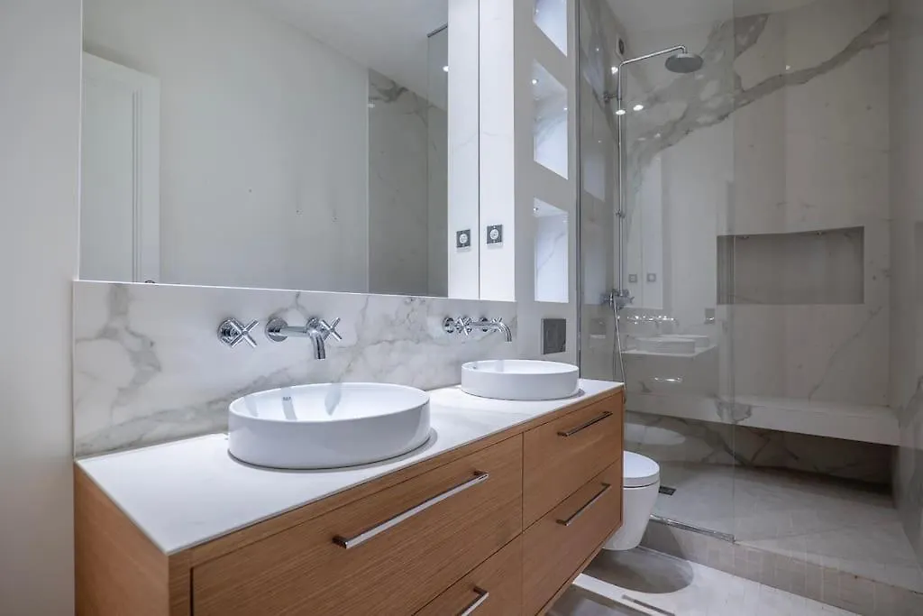 Goodguest- Luxe Stade Tour Eiffel 2Bdr Paris Frankreich